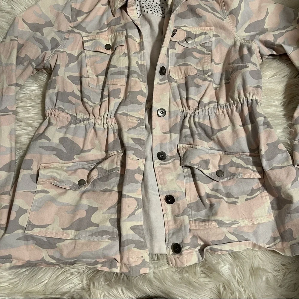 Torrid pink Camo jacket. - Picture 6 of 11